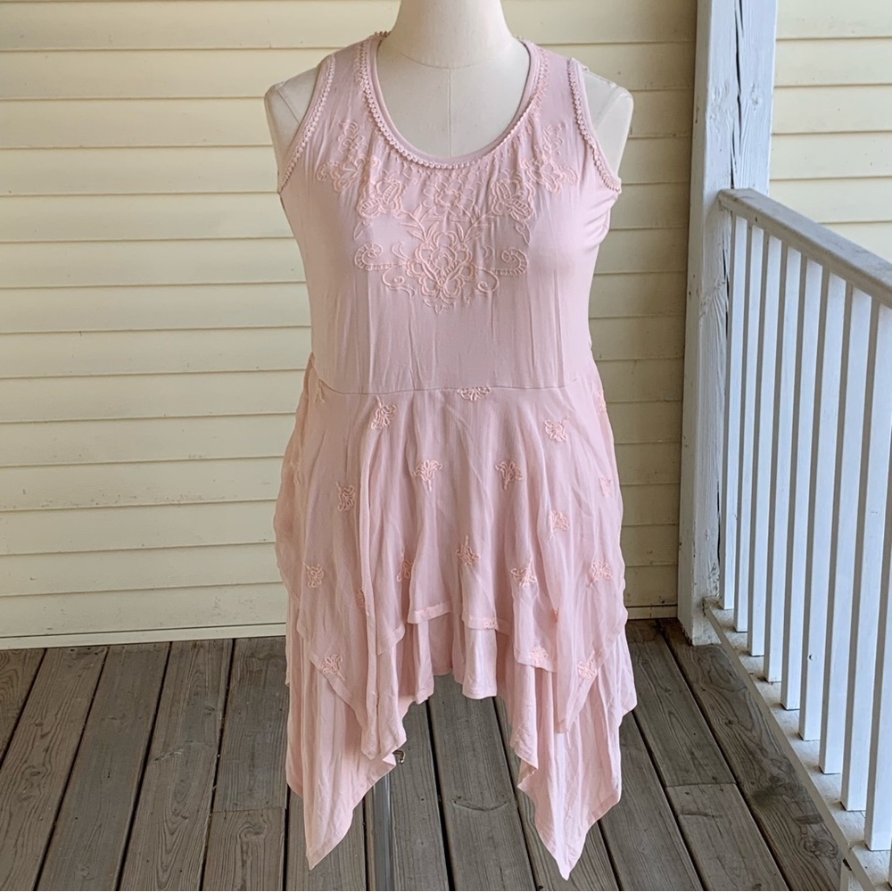 Roamans Fairy Asymmetric Hem Tank Top Blouse 12  Blush Pink Embroidered NWOT